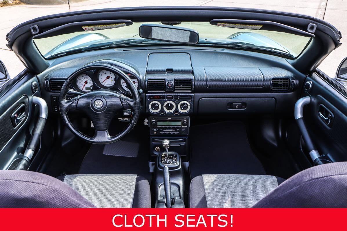 2003 Toyota MR2 Spyder Base photo 2