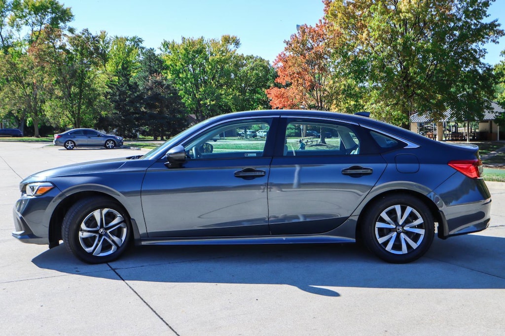 Used 2023 Honda Civic LX 4dr Car