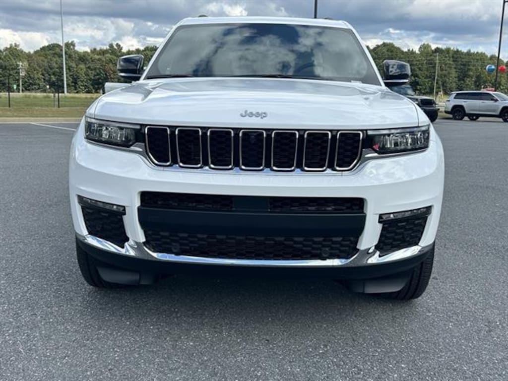 New 2025 Jeep Grand Cherokee L LIMITED 4X2 Sport Utility