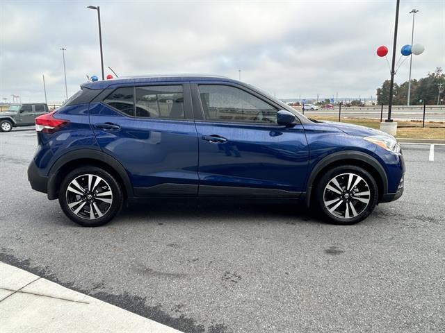 2020 Nissan Kicks SV photo 4