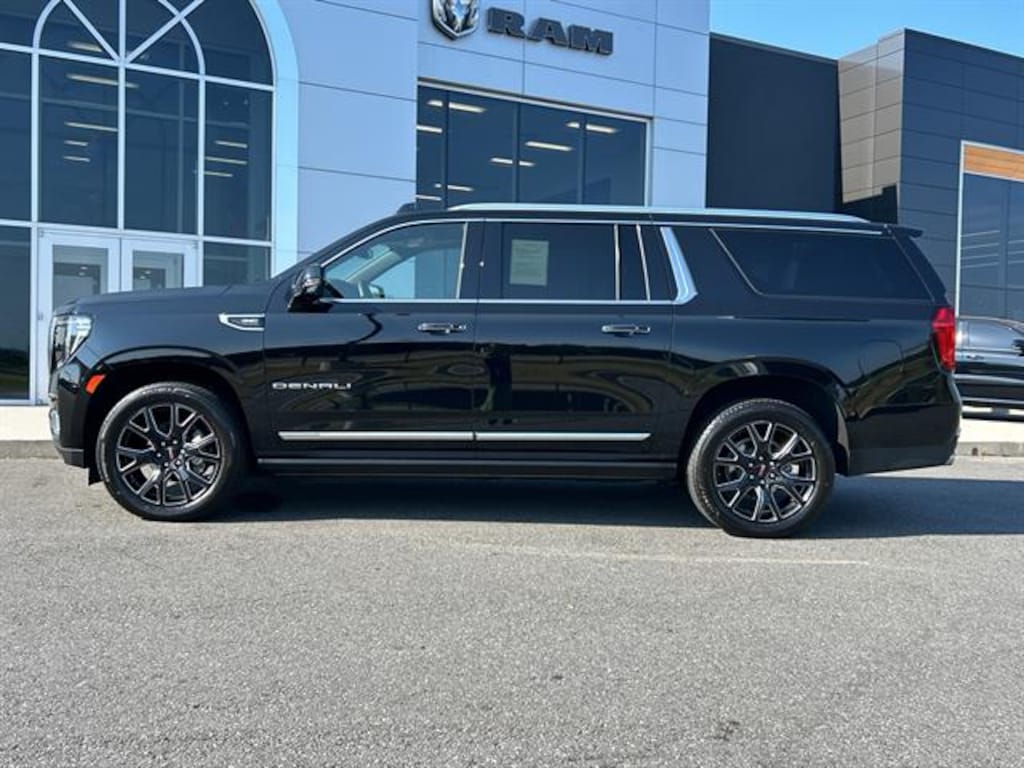 Used 2024 GMC Yukon XL Denali