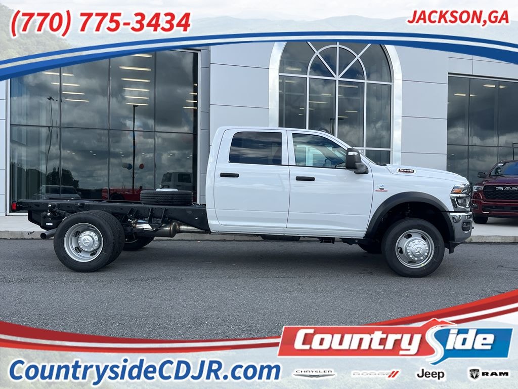 New 2025 Ram 5500 Chassis Cab 5500 TRADESMAN CHASSIS CREW CAB 4X4 60' CA Pickup