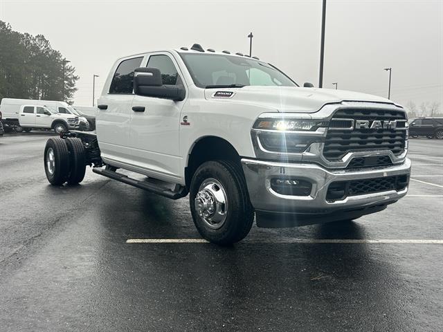 2026 Ram 3500 Tradesman photo 3