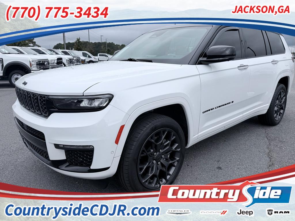 2024 Jeep Grand Cherokee L Summit 4x4's photo
