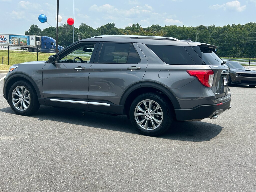 2023 Ford Explorer Limited photo 3