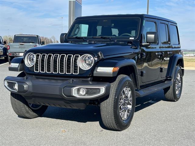 2026 Jeep Wrangler 4-Door Sahara's photo