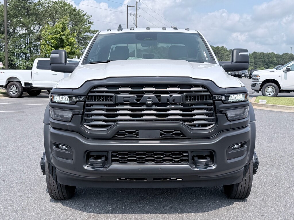 New 2026 Ram 5500 Chassis Cab TRADESMAN CREW 4X4 84' CA Pickup