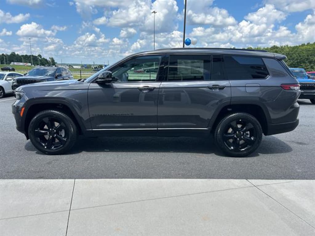 New 2025 Jeep Grand Cherokee L LIMITED 4X2 Sport Utility