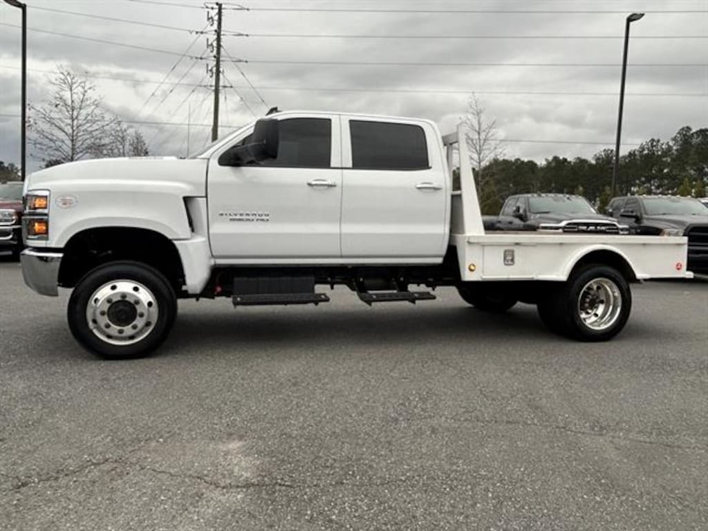 Used 2023 Chevrolet Silverado Mediu 4X4 2dr Regular Cab