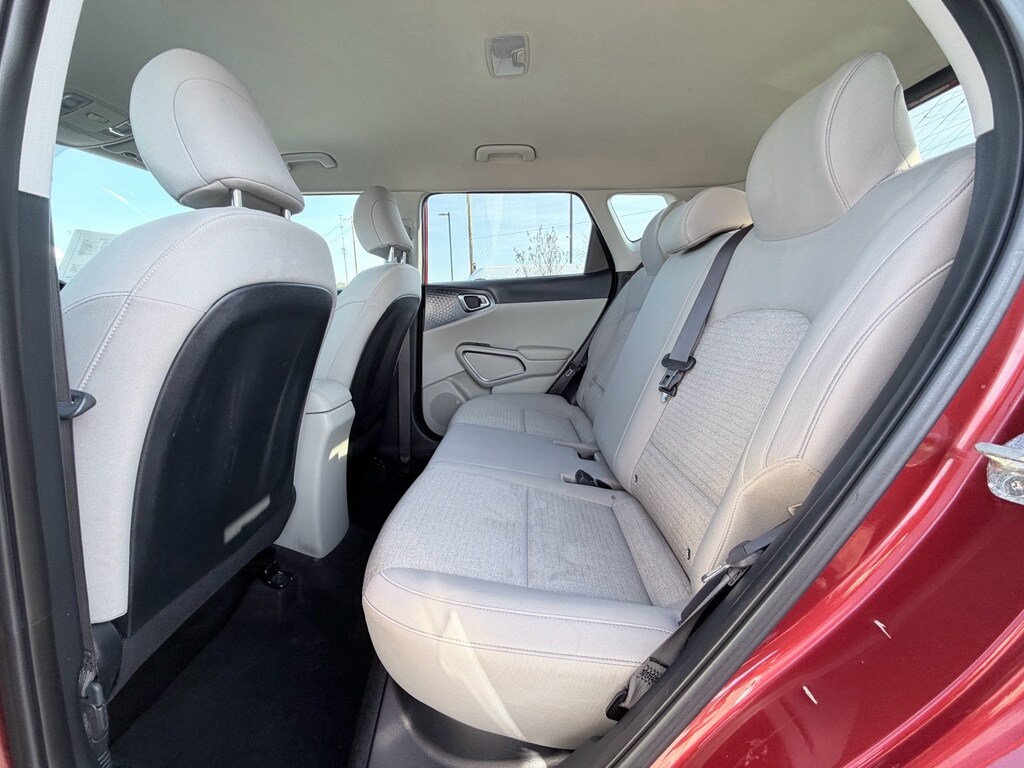 2020 Kia Soul S - Photo 22