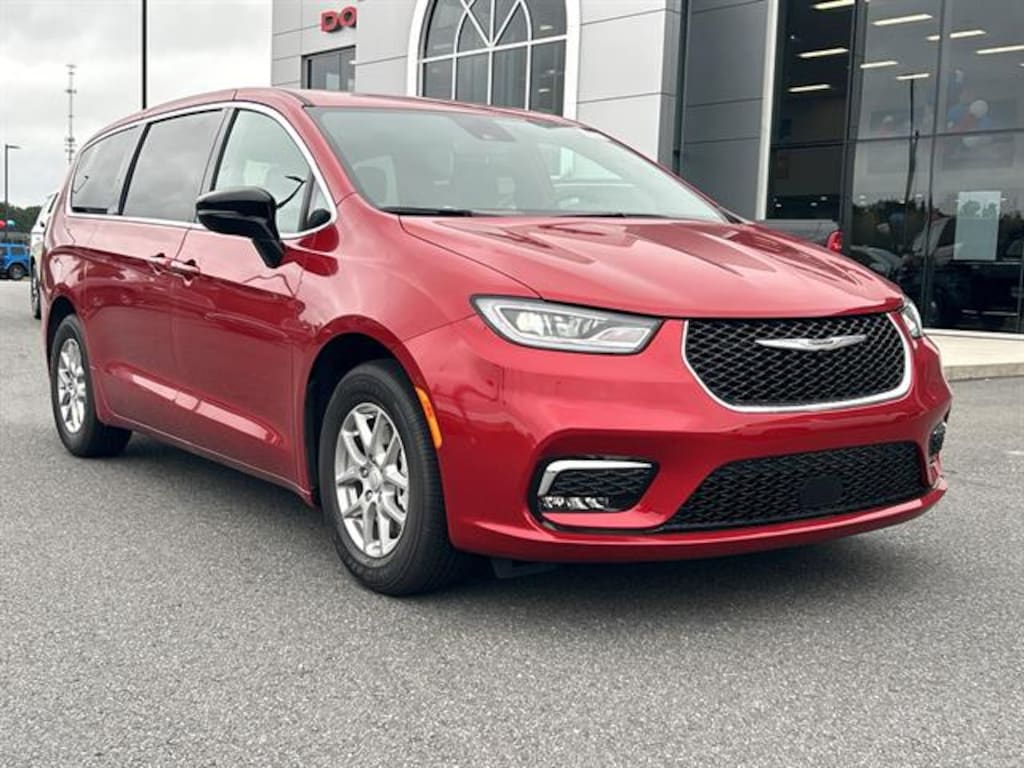 New 2026 Chrysler Pacifica SELECT Passenger Van