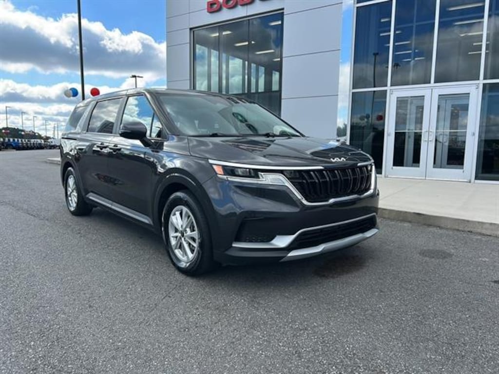 Used 2024 Kia Carnival LX