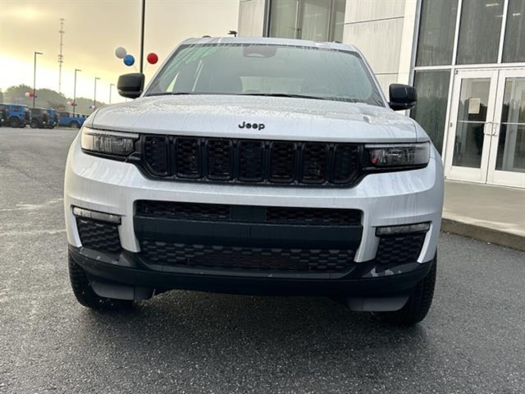New 2025 Jeep Grand Cherokee L LIMITED 4X2 Sport Utility