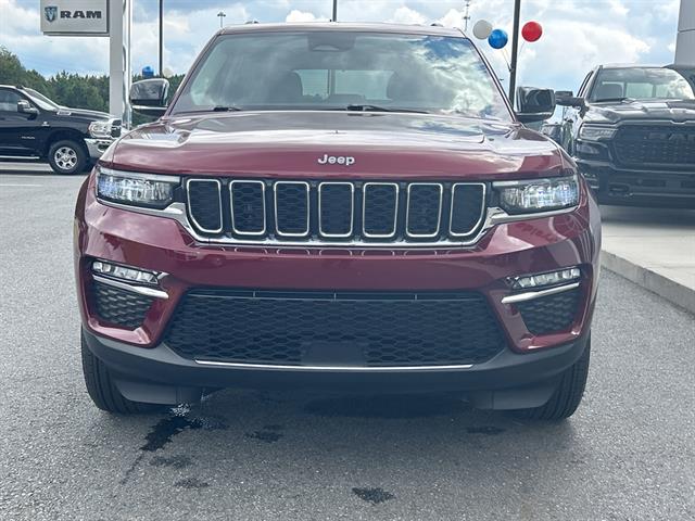 2023 Jeep Grand Cherokee Limited photo 2