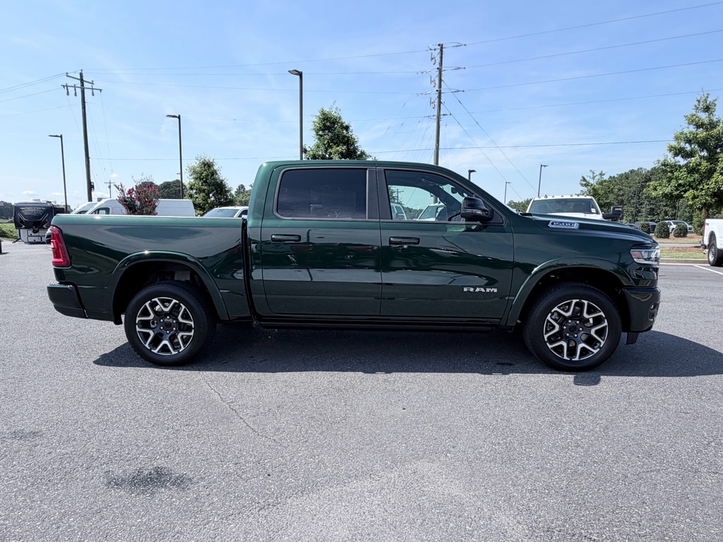 New 2026 Ram 1500 LARAMIE CREW CAB 4X4 5'7 BOX Pickup