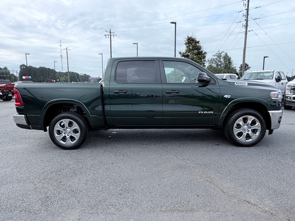 New 2026 Ram 1500 BIG HORN CREW CAB 4X4 5'7 BOX Pickup