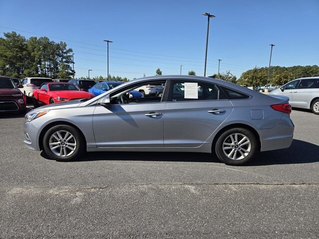 Used 2016 Hyundai Sonata SE with VIN 5NPE24AF5GH362560 for sale in Jackson, GA
