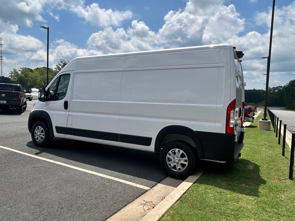 2025 Ram ProMaster 2500 Cargo Van photo 4