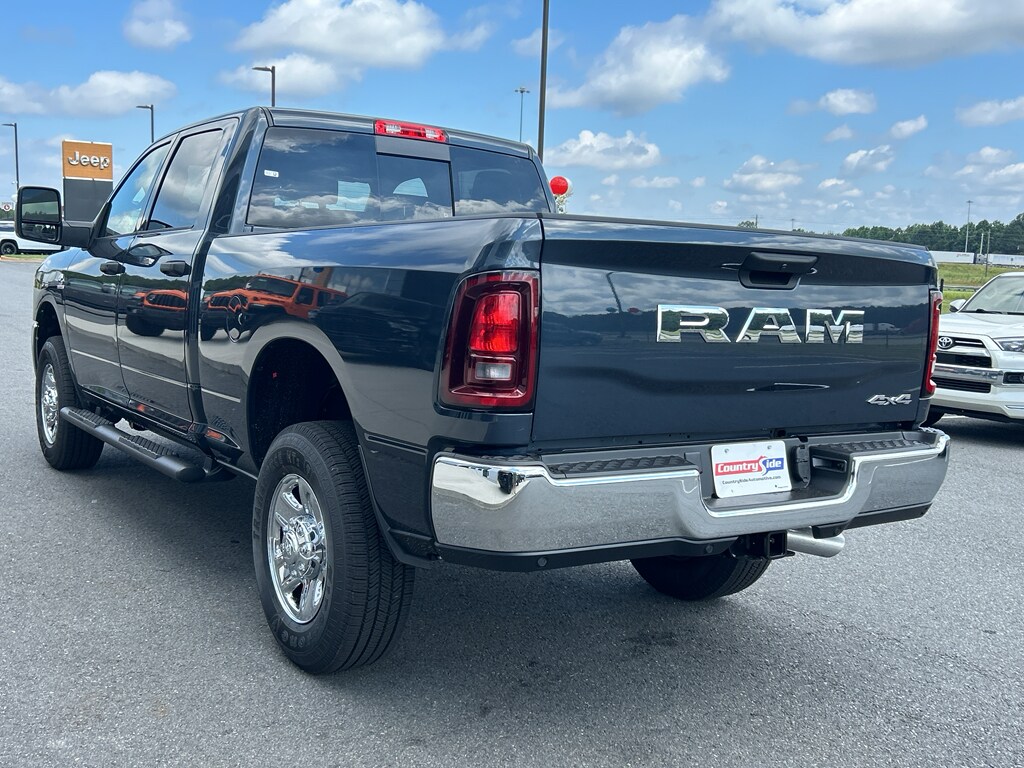 2025 RAM 2500 Tradesman - Photo 5