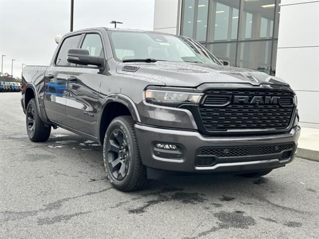 New 2026 Ram 1500 BIG HORN CREW CAB 4X4 5'7 BOX Pickup