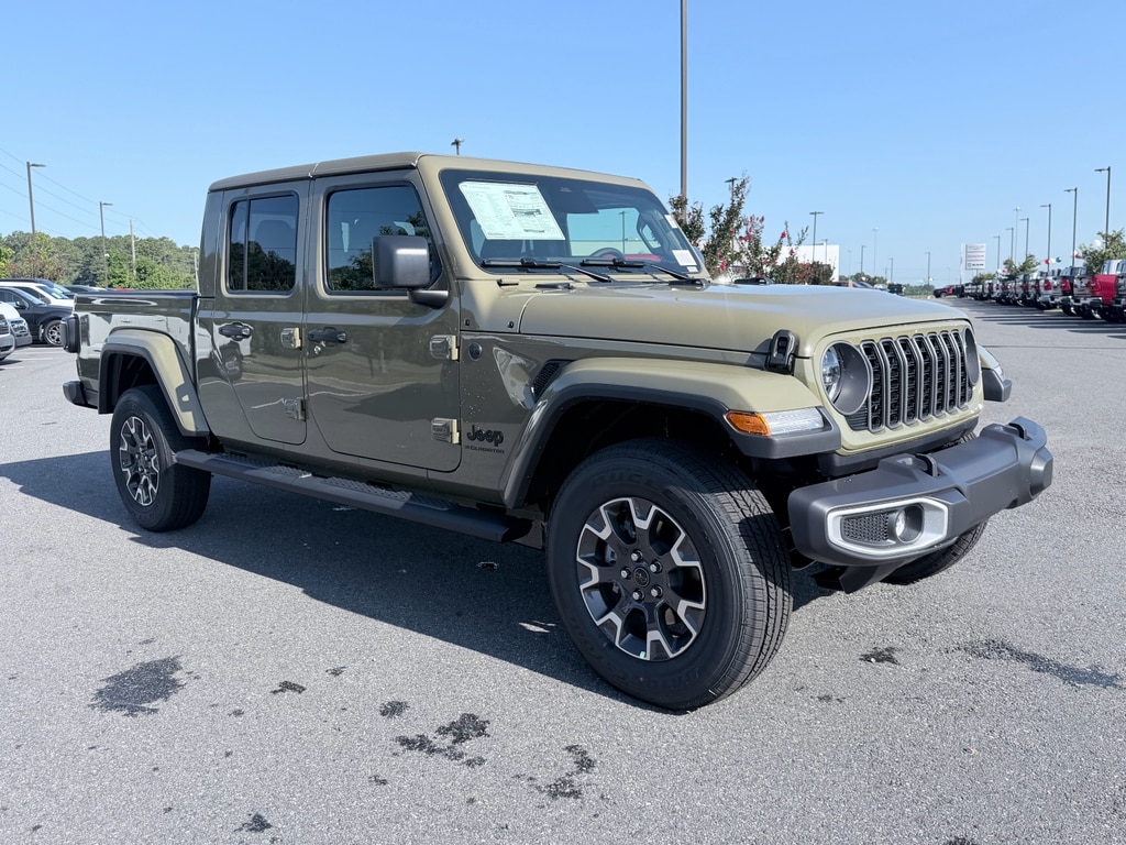 New 2026 Jeep Gladiator SAHARA 4X4 Pickup