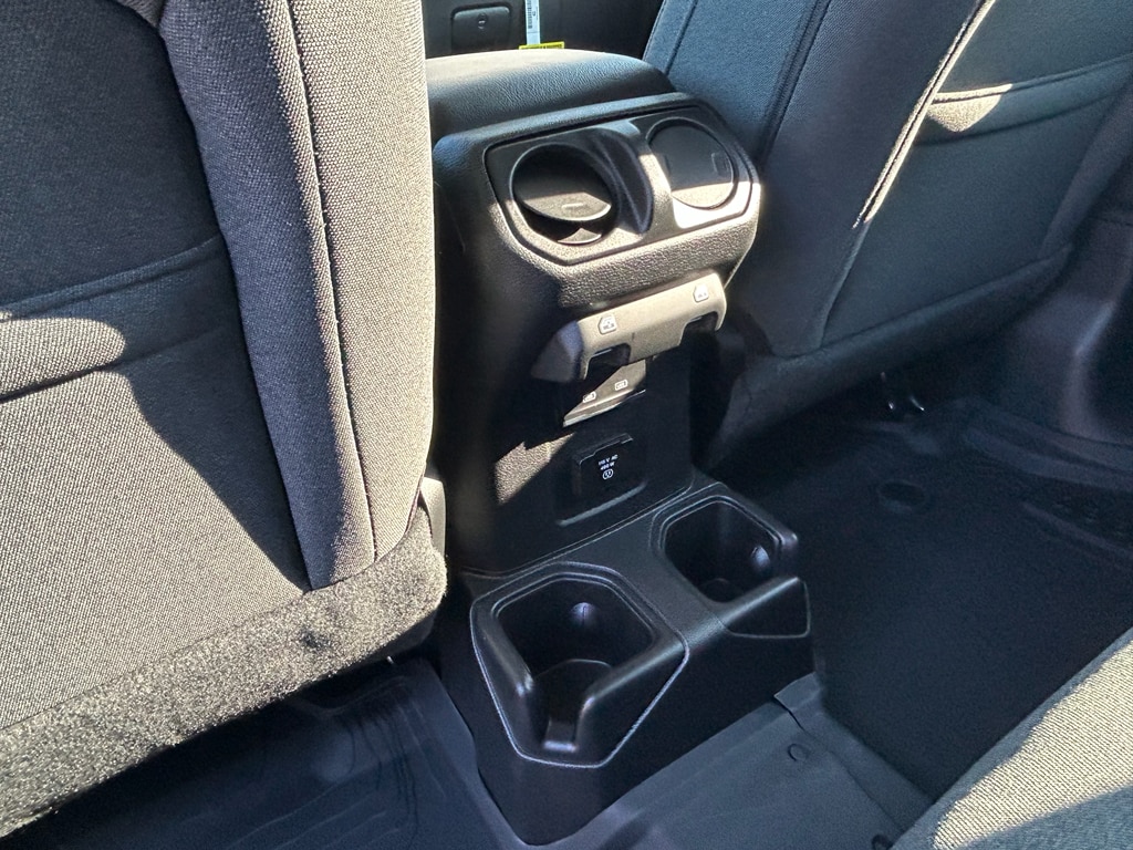 2025 Jeep Gladiator Willys - Photo 24