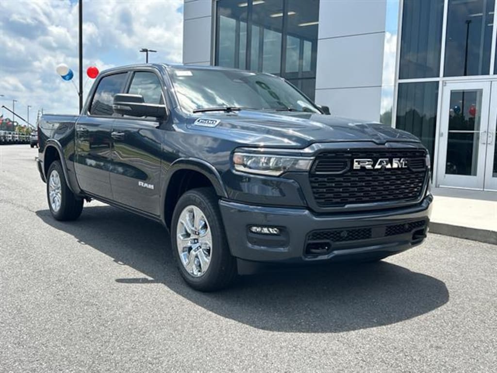 New 2026 Ram 1500 BIG HORN CREW CAB 4X4 5'7 BOX Pickup