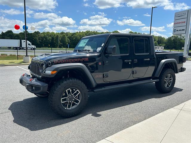 2025 Jeep Gladiator Mojave's photo