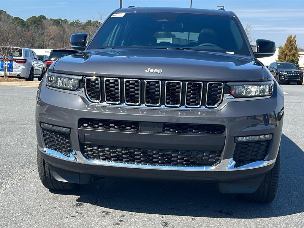 New 2025 Jeep Grand Cherokee L LIMITED 4X2 Sport Utility