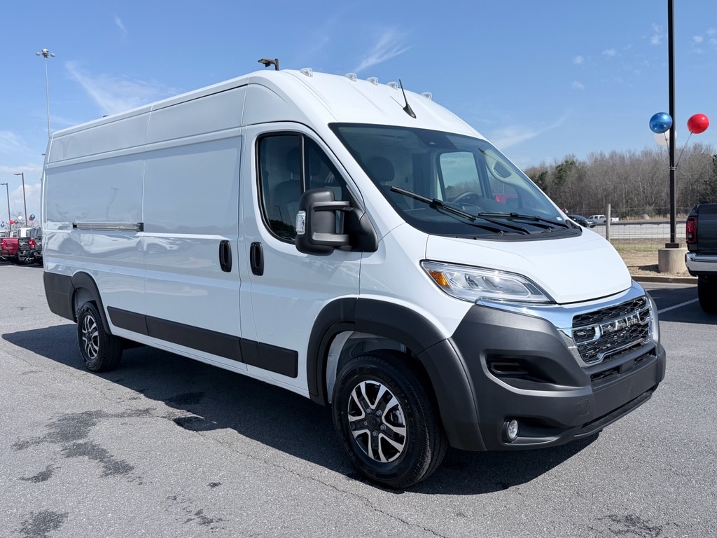 New 2026 Ram ProMaster PROMASTER 3500 SLT CARGO VAN HIGH ROOF 159' WB EXT Cargo Van