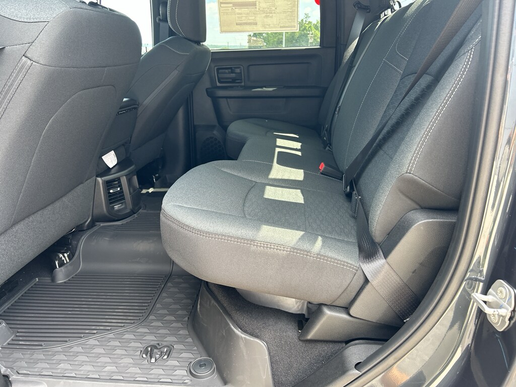2025 RAM 2500 Tradesman - Photo 27