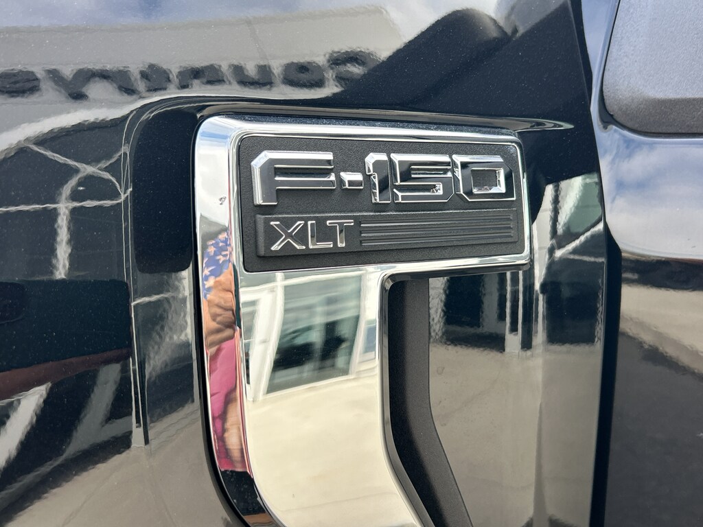 2023 Ford F-150 XLT photo 4