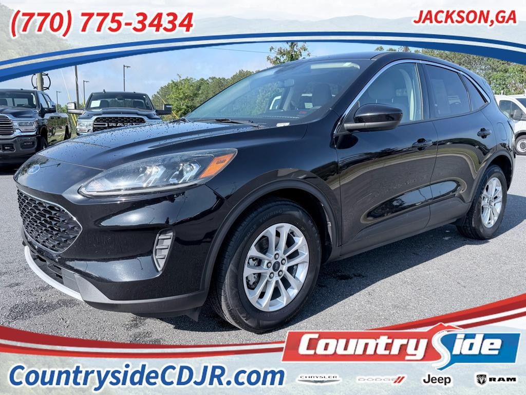 Used 2020 Ford Escape SE Sport Utility