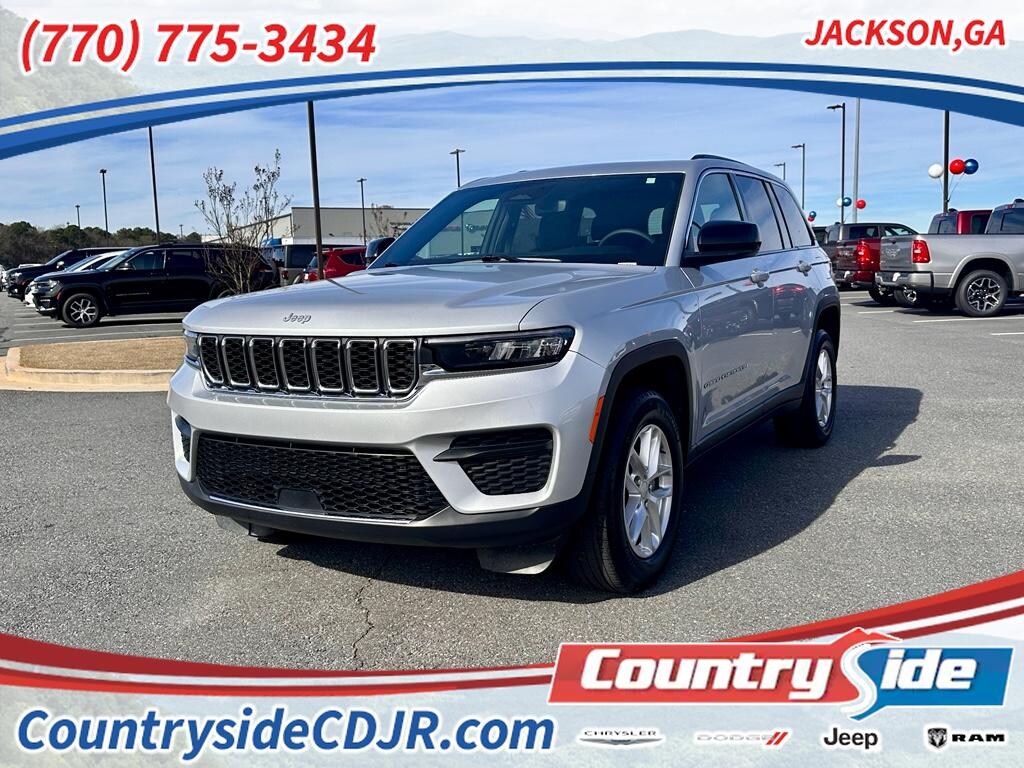 Used 2024 Jeep Grand Cherokee Laredo X Sport Utility