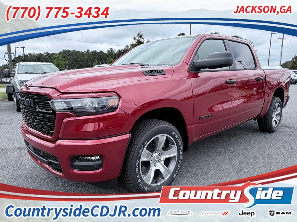 New 2026 Ram 1500 EXPRESS CREW CAB 4X2 5'7 BOX Pickup