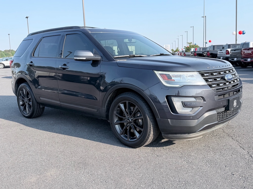 Used 2017 Ford Explorer XLT with VIN 1FM5K7D8XHGA01681 for sale in Jackson, GA