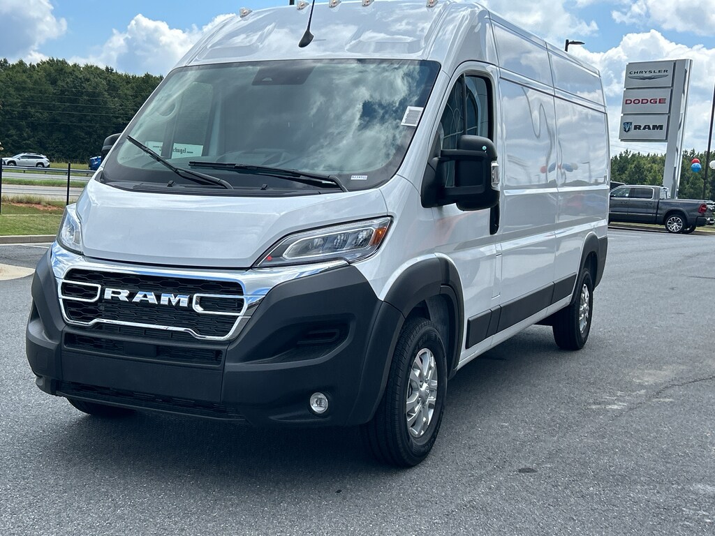 2025 Ram ProMaster 2500 Cargo Van photo 2