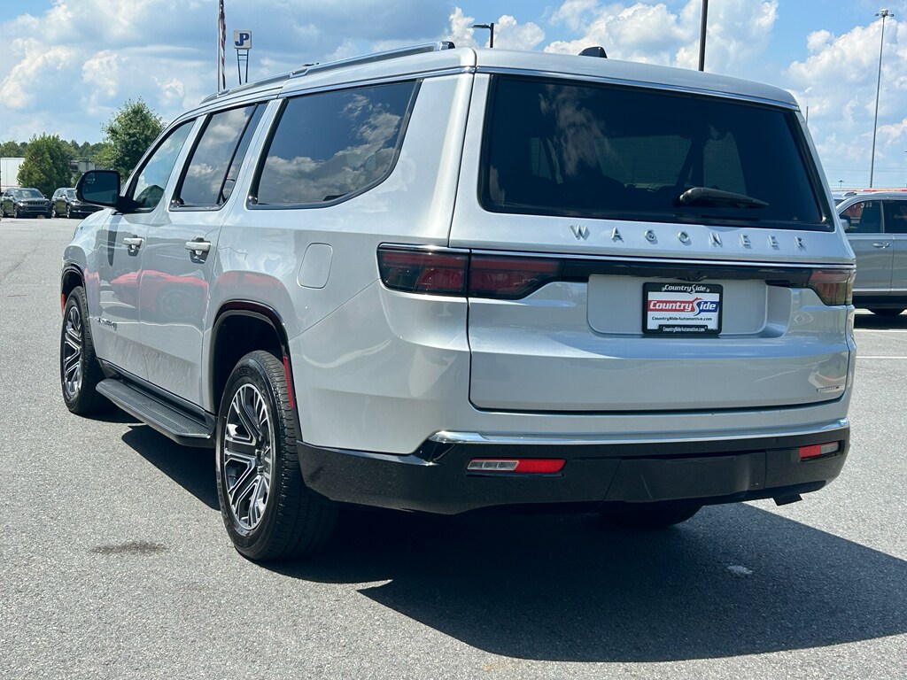2024 Jeep Wagoneer L Series II - Photo 7
