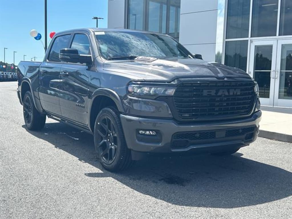 New 2026 Ram 1500 LARAMIE CREW CAB 4X4 5'7 BOX Pickup