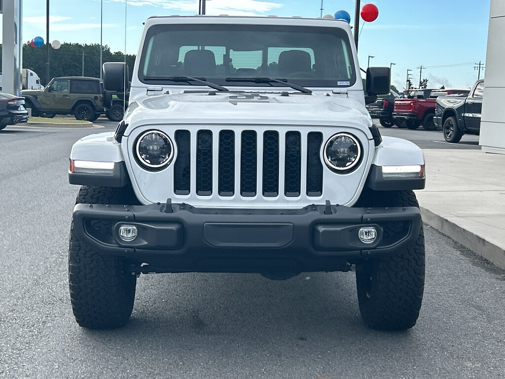 2023 Jeep Gladiator Freedom photo 2
