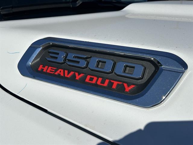 2026 Ram 3500 Tradesman photo 4