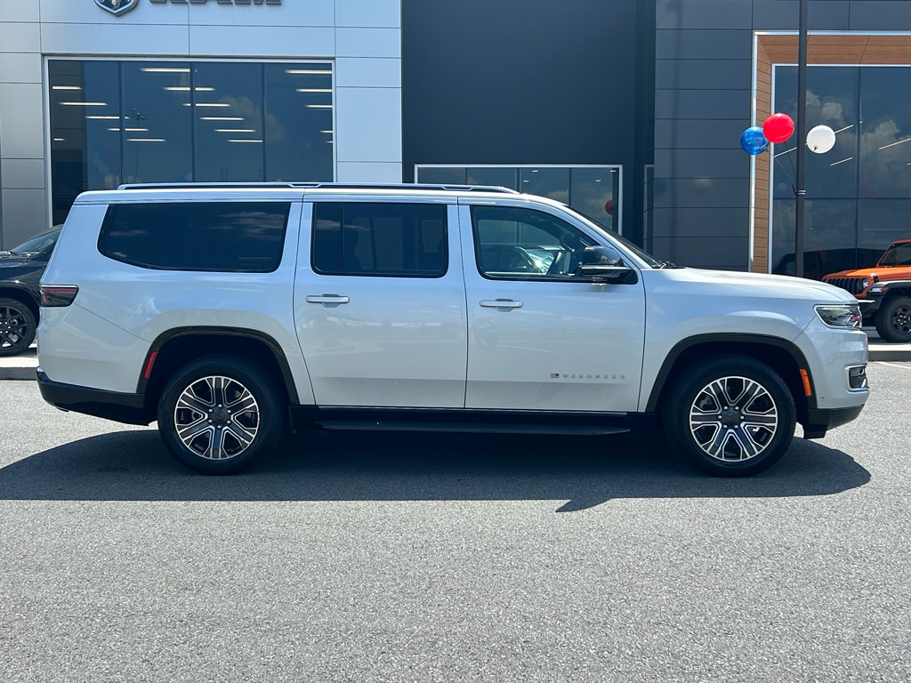 Used 2024 Jeep Wagoneer L Series II SUV