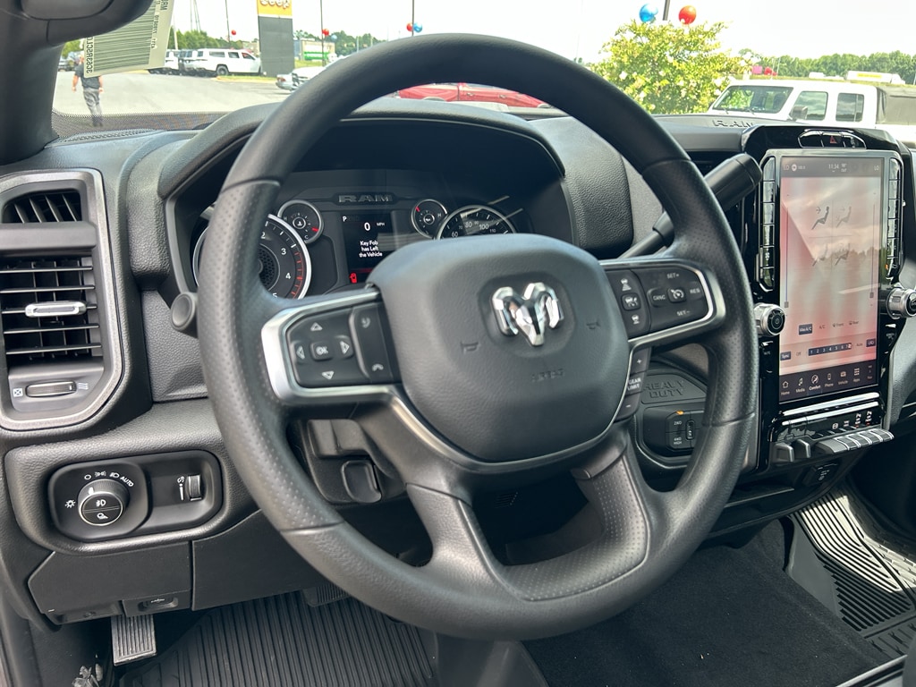 2025 RAM 2500 Tradesman - Photo 13