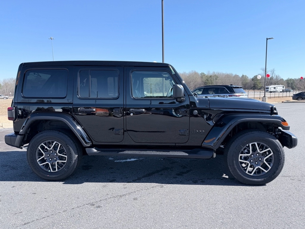 New 2026 Jeep Wrangler 4-DOOR SAHARA Sport Utility