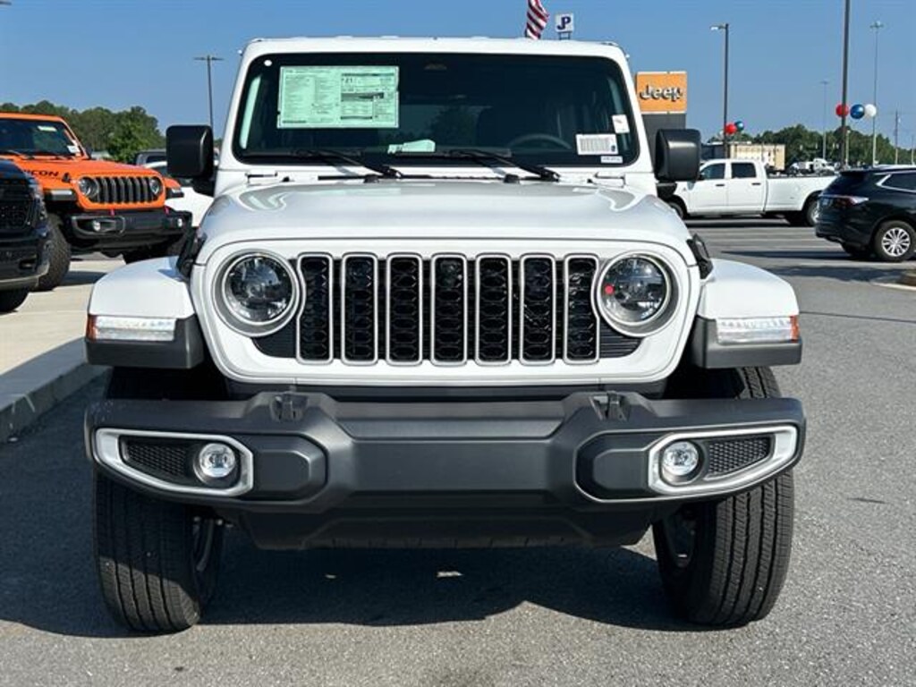 New 2025 Jeep Wrangler 4-DOOR SAHARA Sport Utility