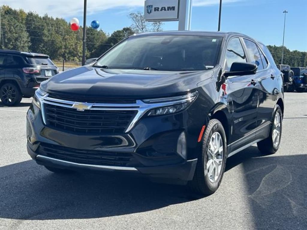 Used 2024 Chevrolet Equinox LT