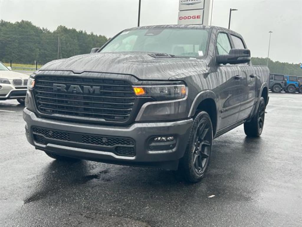 New 2026 Ram 1500 LARAMIE CREW CAB 4X4 5'7 BOX Pickup