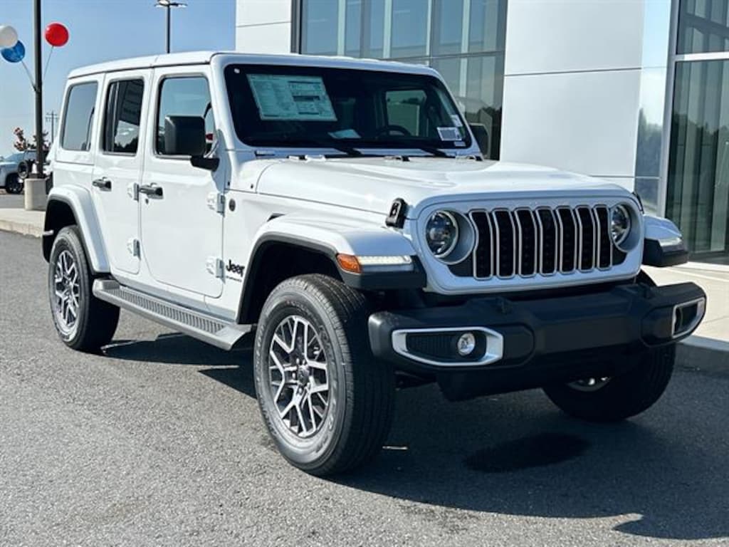 New 2025 Jeep Wrangler 4-DOOR SAHARA Sport Utility
