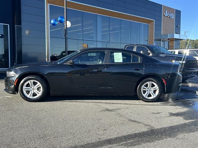 2021 Dodge Charger SXT photo 3