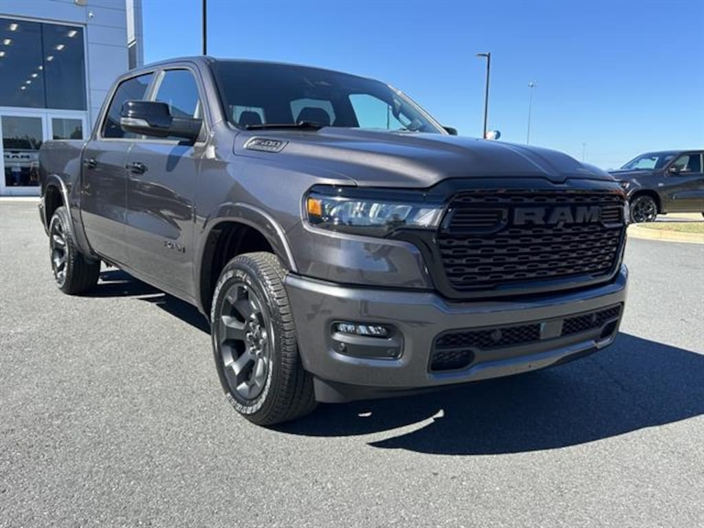 New 2026 Ram 1500 BIG HORN CREW CAB 4X4 5'7 BOX Pickup